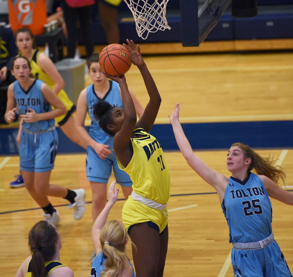 Ke'Shai Hayes puts up a shot in the paint